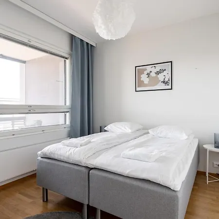 Floor 1br In Tampella With Free Parking, Sauna & Balcony Appartement *